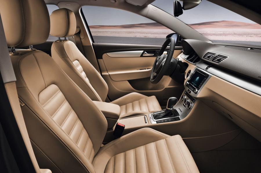  Volkswagen Passat Alltrack 2011 года  (фото 3 из 13)